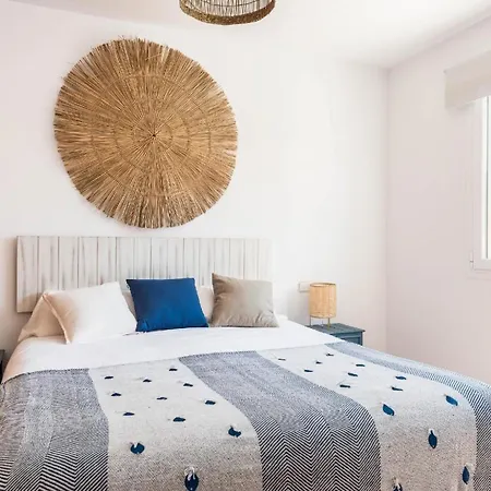 Mit Privatpool Fuer 6 Personen Ca 140 Qm In Cala'n Blanes, Menorca Westkueste Von Menorca - B62743 بيت للعطل كالا إن بلانيس